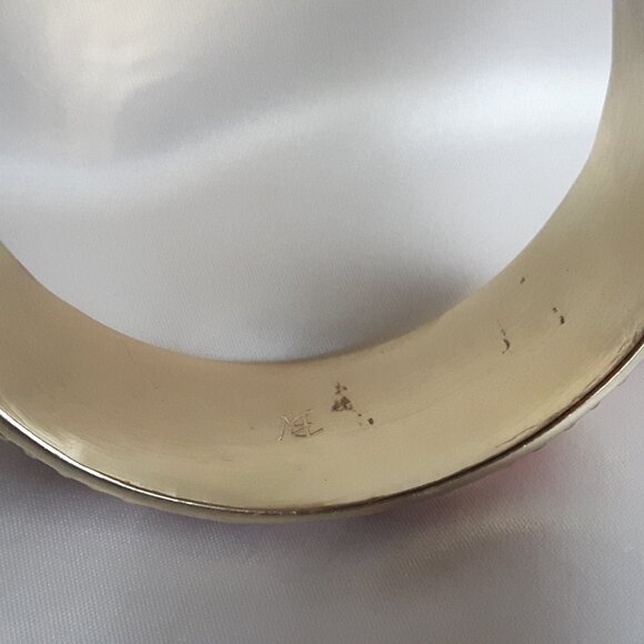 Belle Noel For Kim Kardashian Gold Tone Enamel Statement Bangles Bracelets (2) - Picture 9 of 14